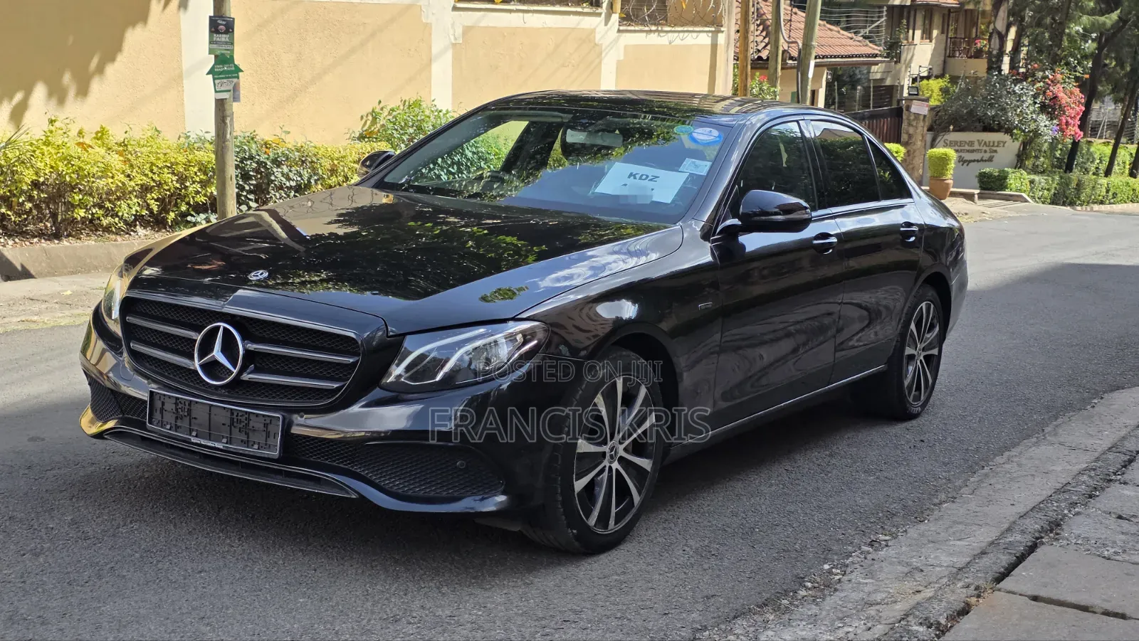 Mercedes-Benz E300 2019 Black