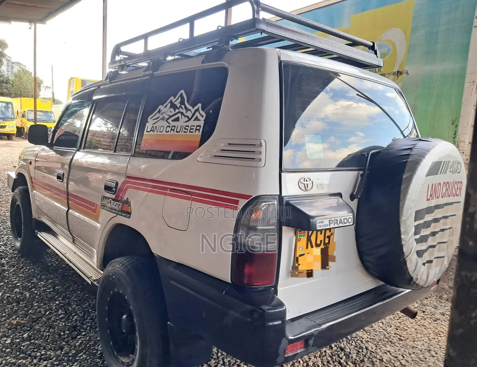 Toyota Land Cruiser 2003 White