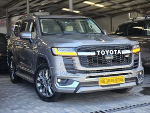 Toyota Land Cruiser 3.3 Diesel 4WD 2022 Gold