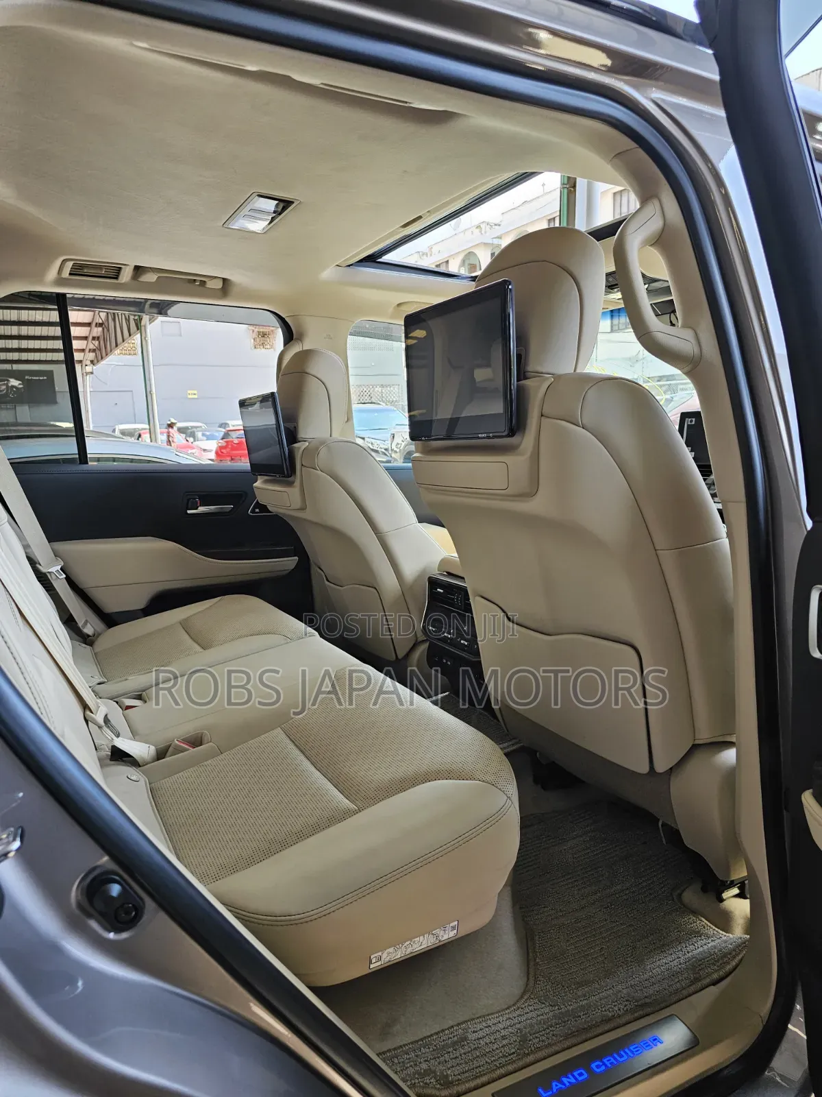 Toyota Land Cruiser 3.3 Diesel 4WD 2022 Silver