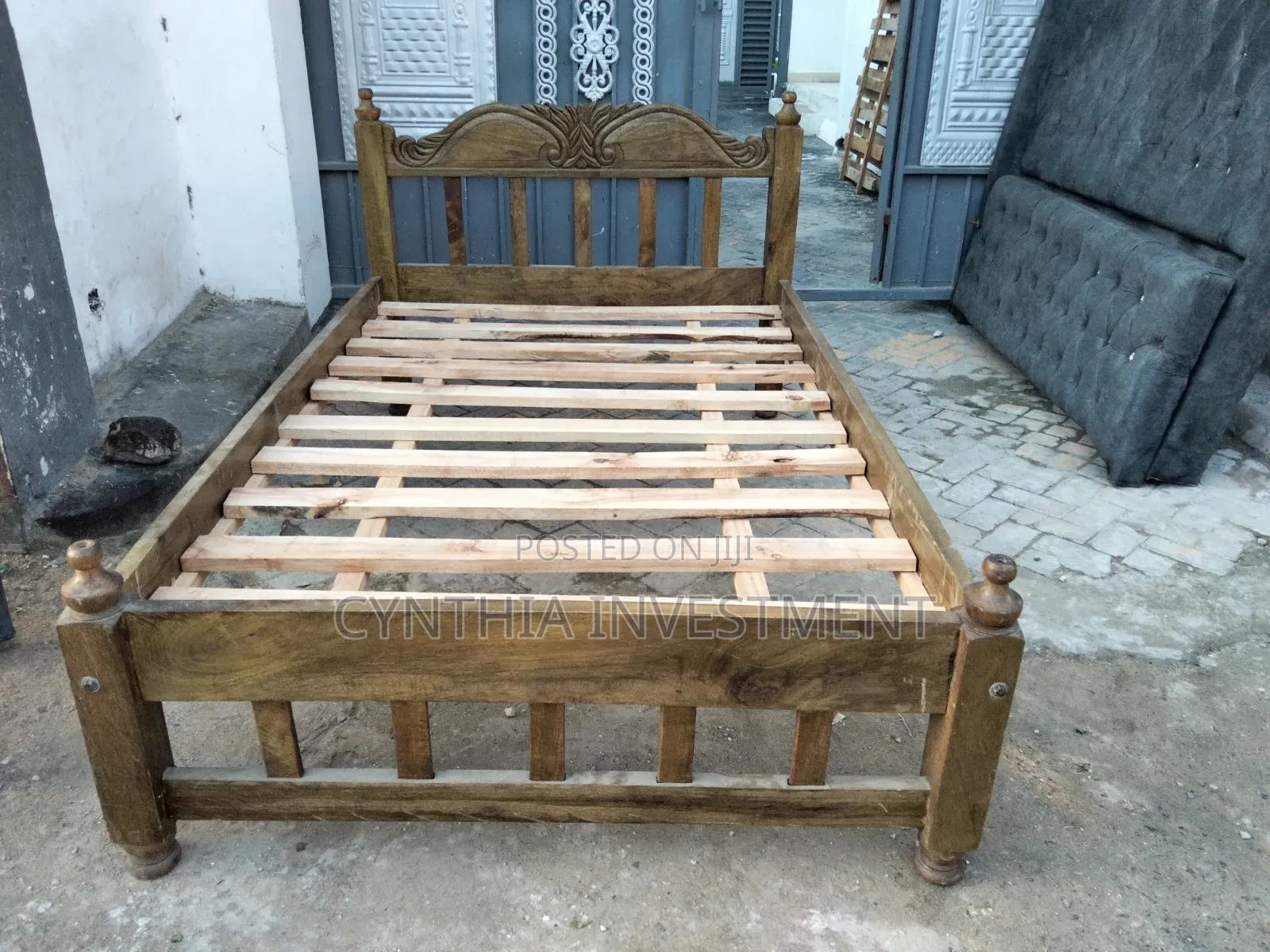 4 by 6 Strong Bed