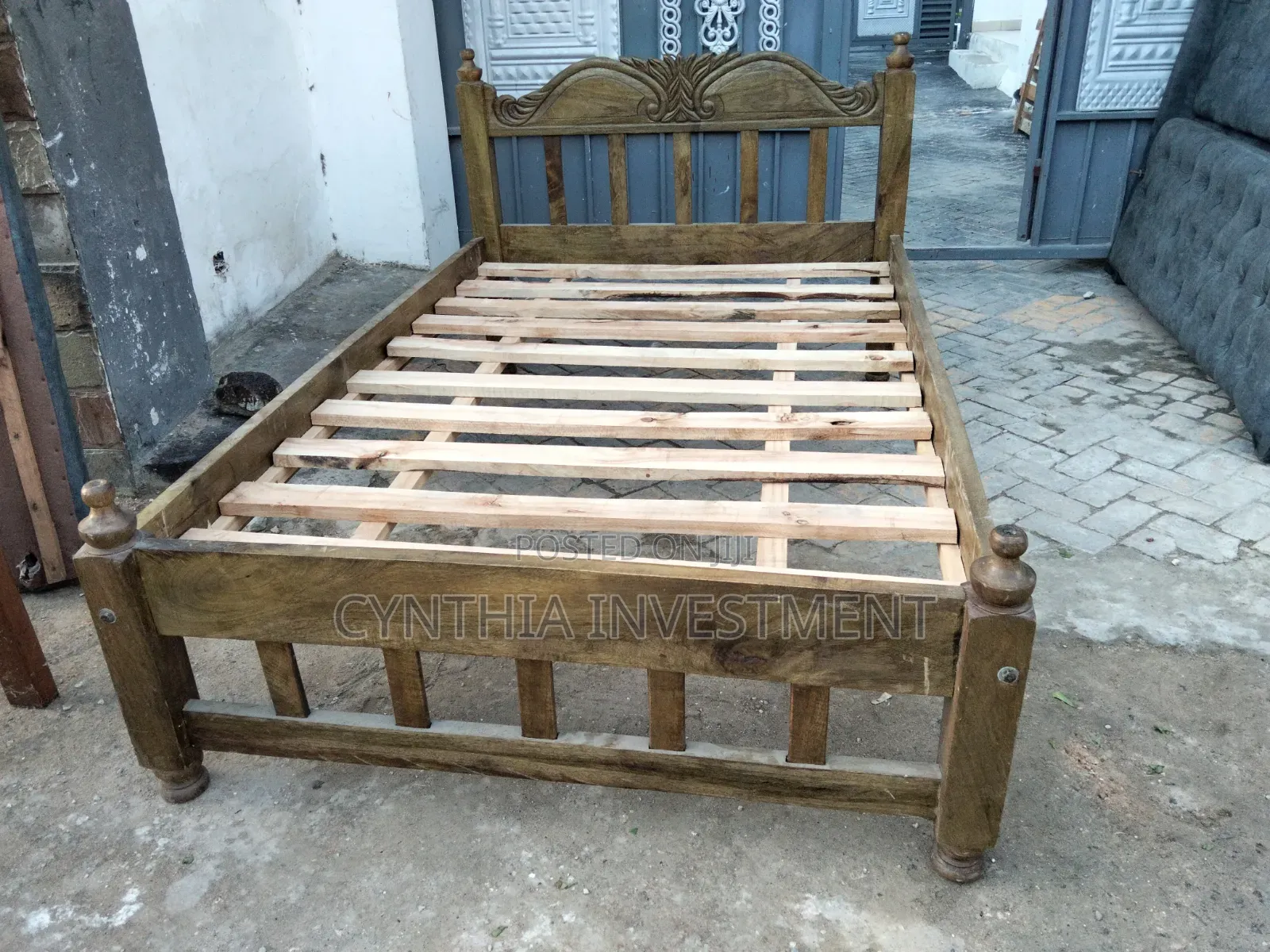 4 by 6 Strong Bed