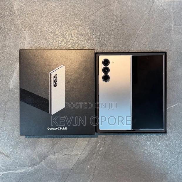 Samsung Galaxy Z Fold6 256 GB Silver - thumbnail 4