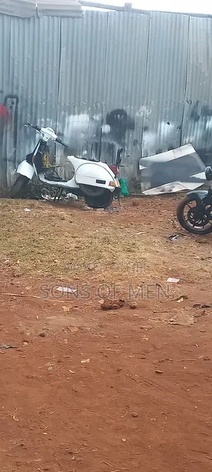 Vespa 150 1990 White