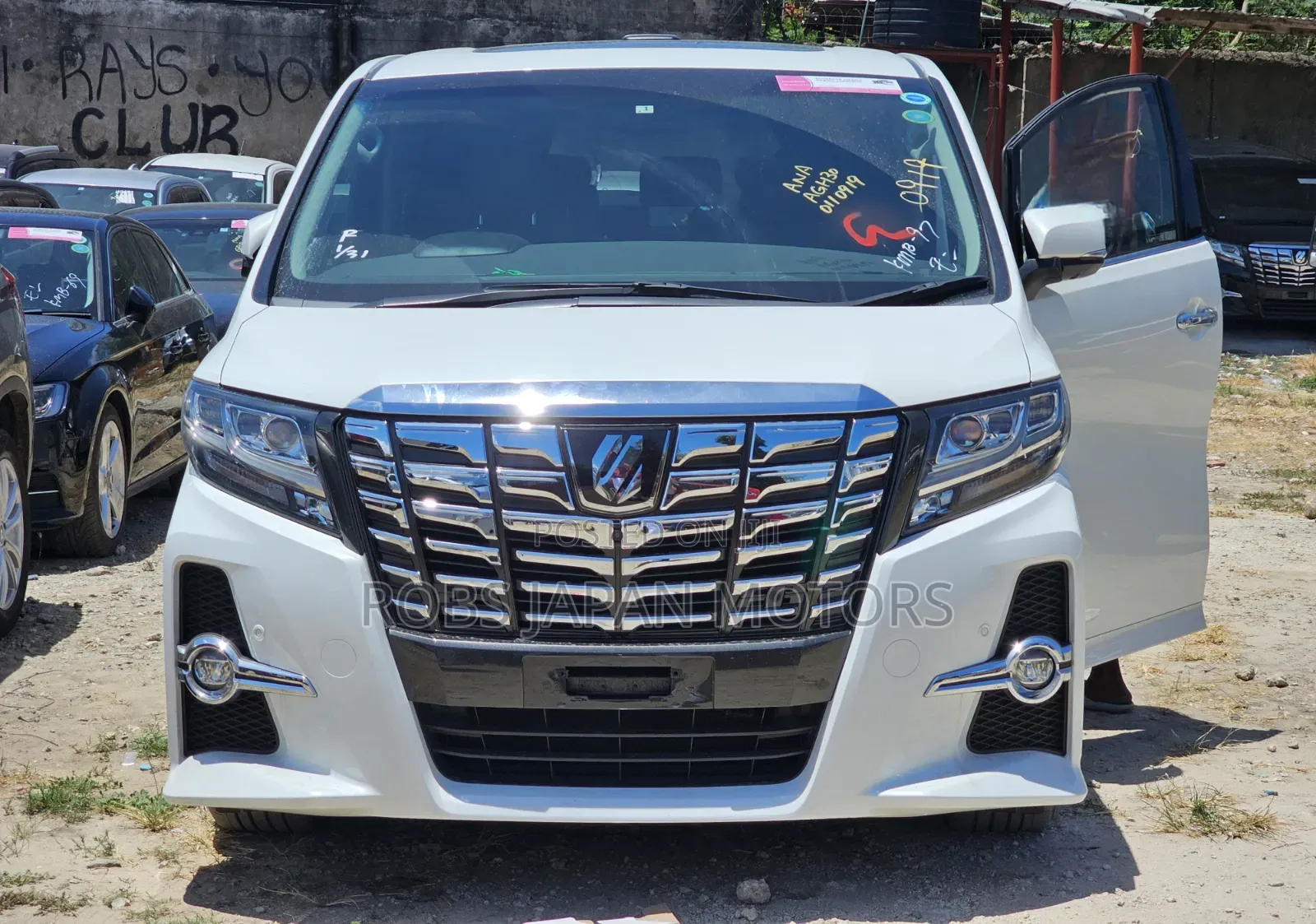 Toyota Alphard 2.5 Petrol AWD 2018 Pearl