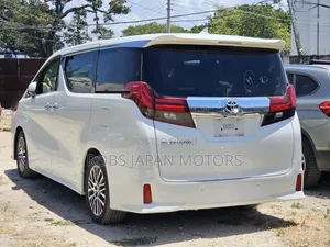 Toyota Alphard 2.5 Petrol AWD 2018 Pearl
