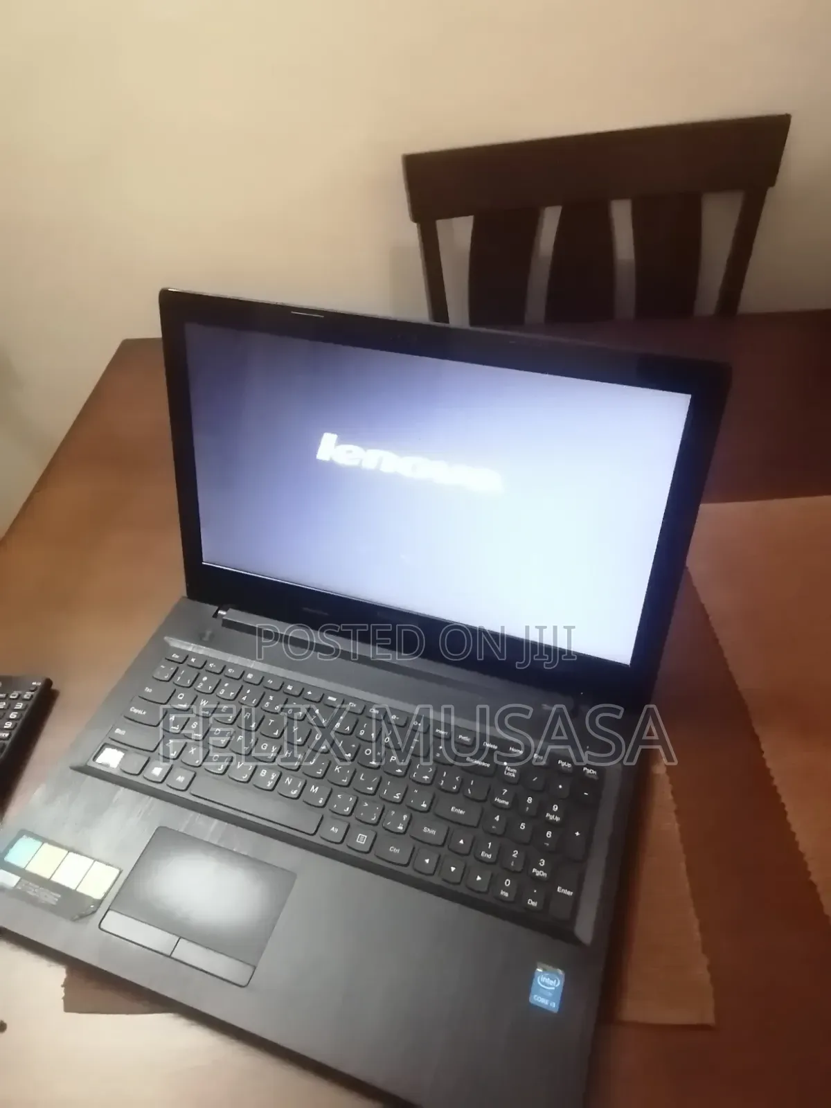 Laptop Lenovo 4GB Intel Core i3 SSD 350GB