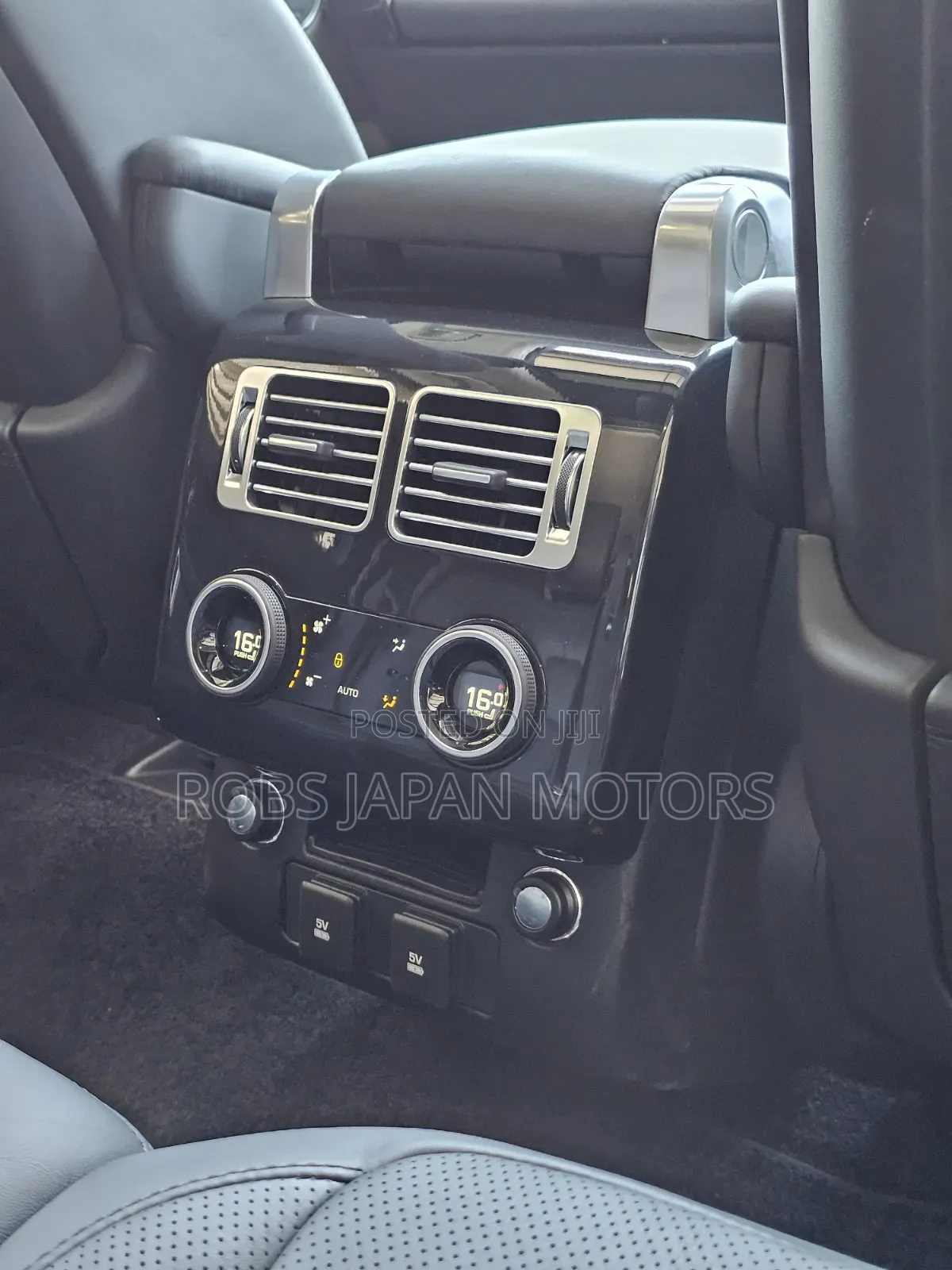 Land Rover Range Rover Vogue 2019 Black
