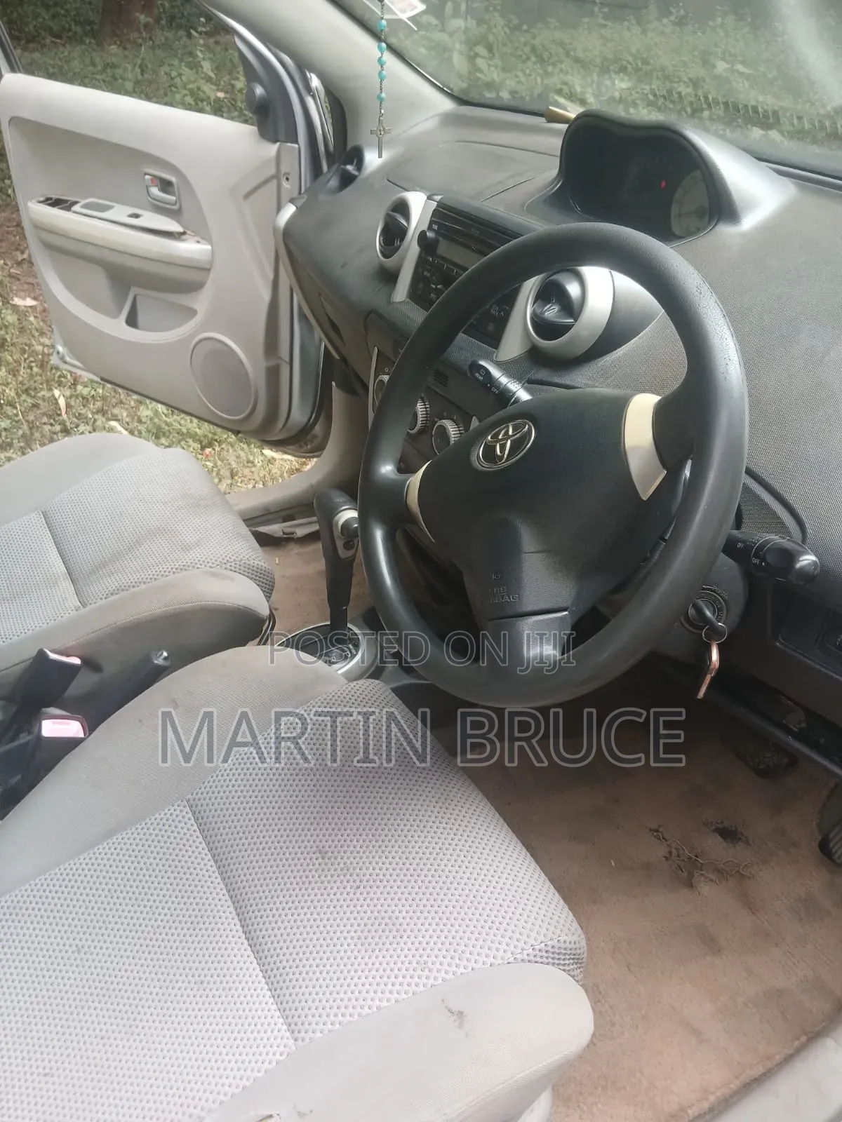 Toyota IST