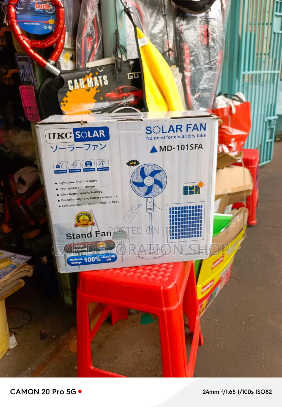 18" Solar Powered Stand Fan With Left_right Automatic Shaking Head