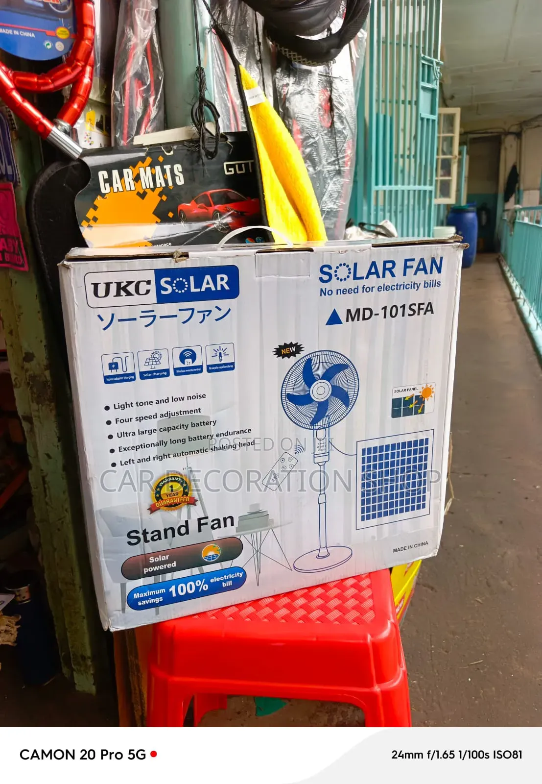 18" Solar Powered Stand Fan With Left_right Automatic Shaking Head