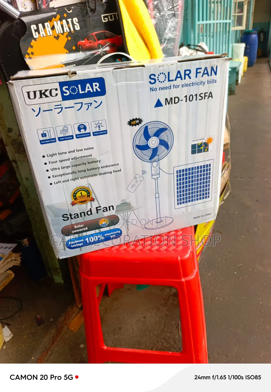18" Solar Powered and Reacheargeable Cooling Stand Fan