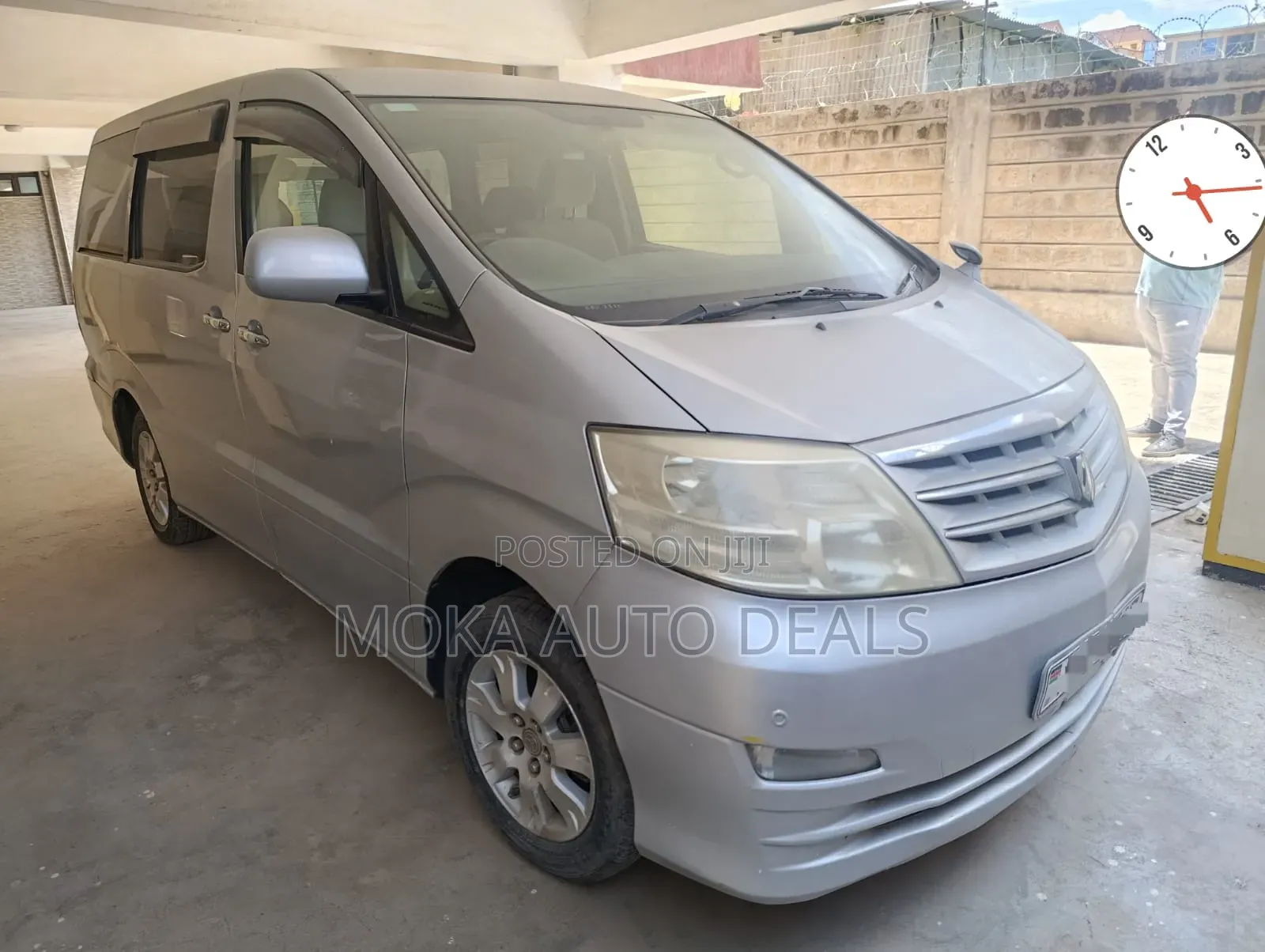 Toyota Alphard 2.4 Petrol FWD 2006 Silver