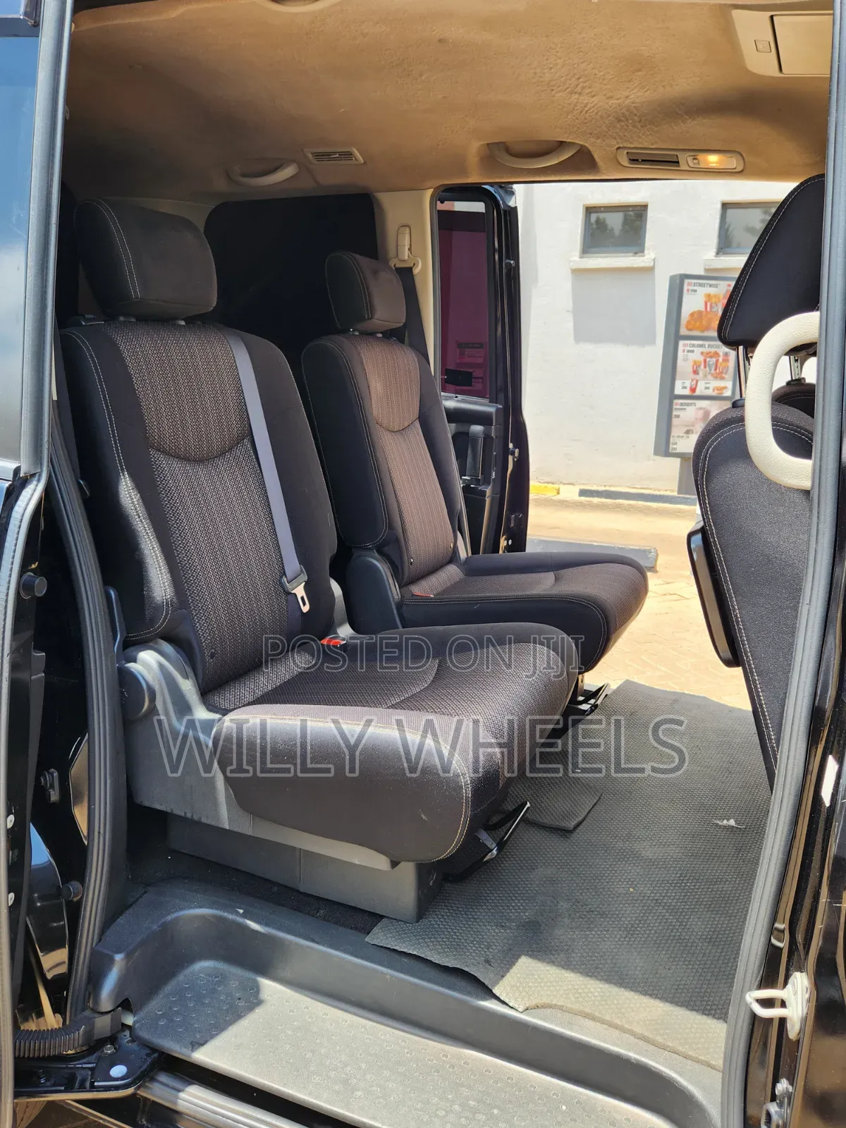 Nissan Serena 2016 Black