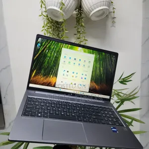 Laptop HP ZBook Power G9 i7 32GB Intel Core i7 SSD 1T