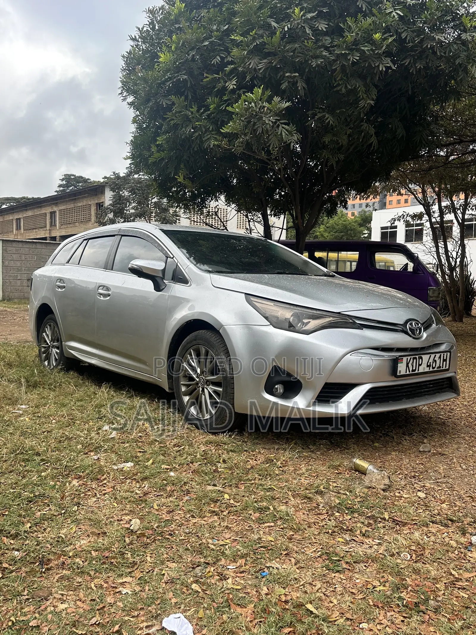 Toyota Avensis 2016 Silver