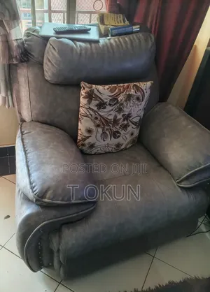 5 Seater Semi-Recliner Seat