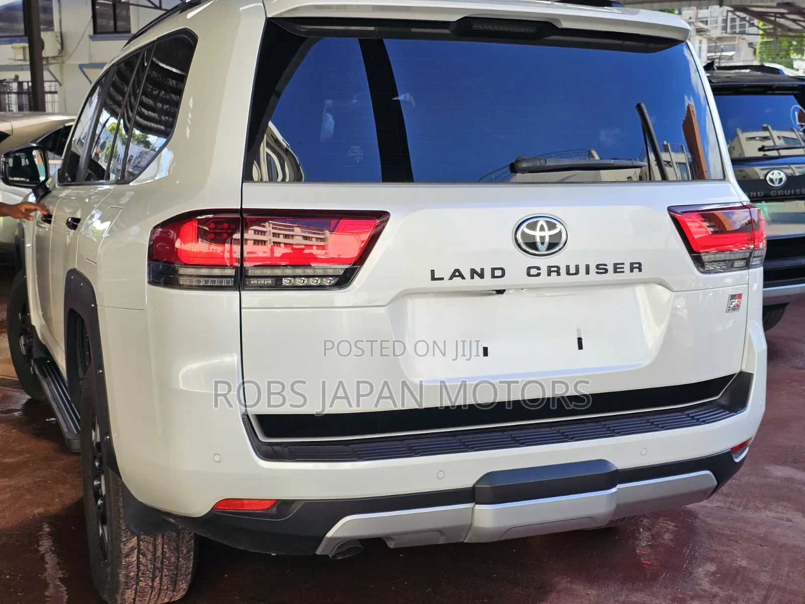 Toyota Land Cruiser 3.3 Diesel 4WD 2022 White