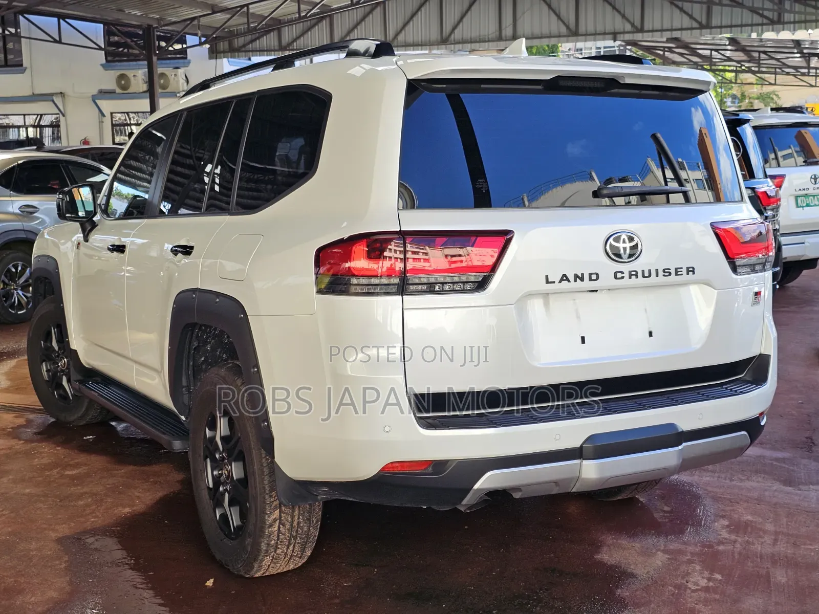 Toyota Land Cruiser 3.3 Diesel 4WD 2022 White