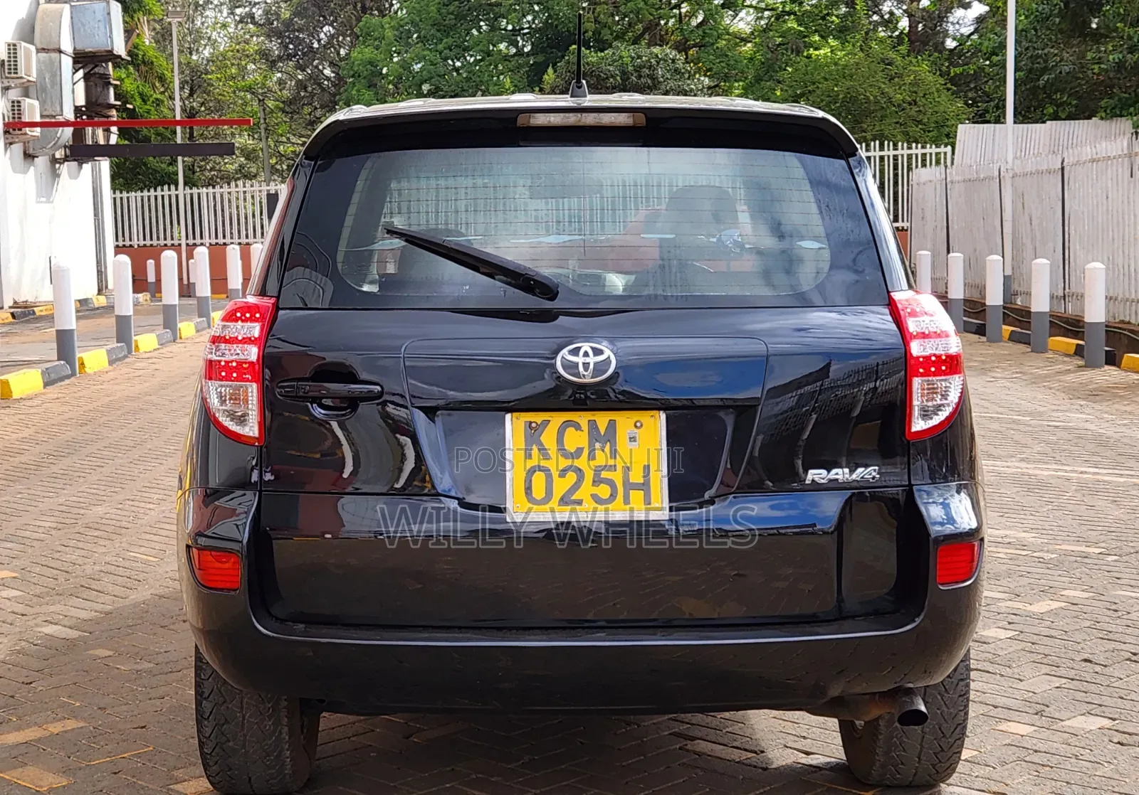Toyota RAV4 2.5 2010 Black