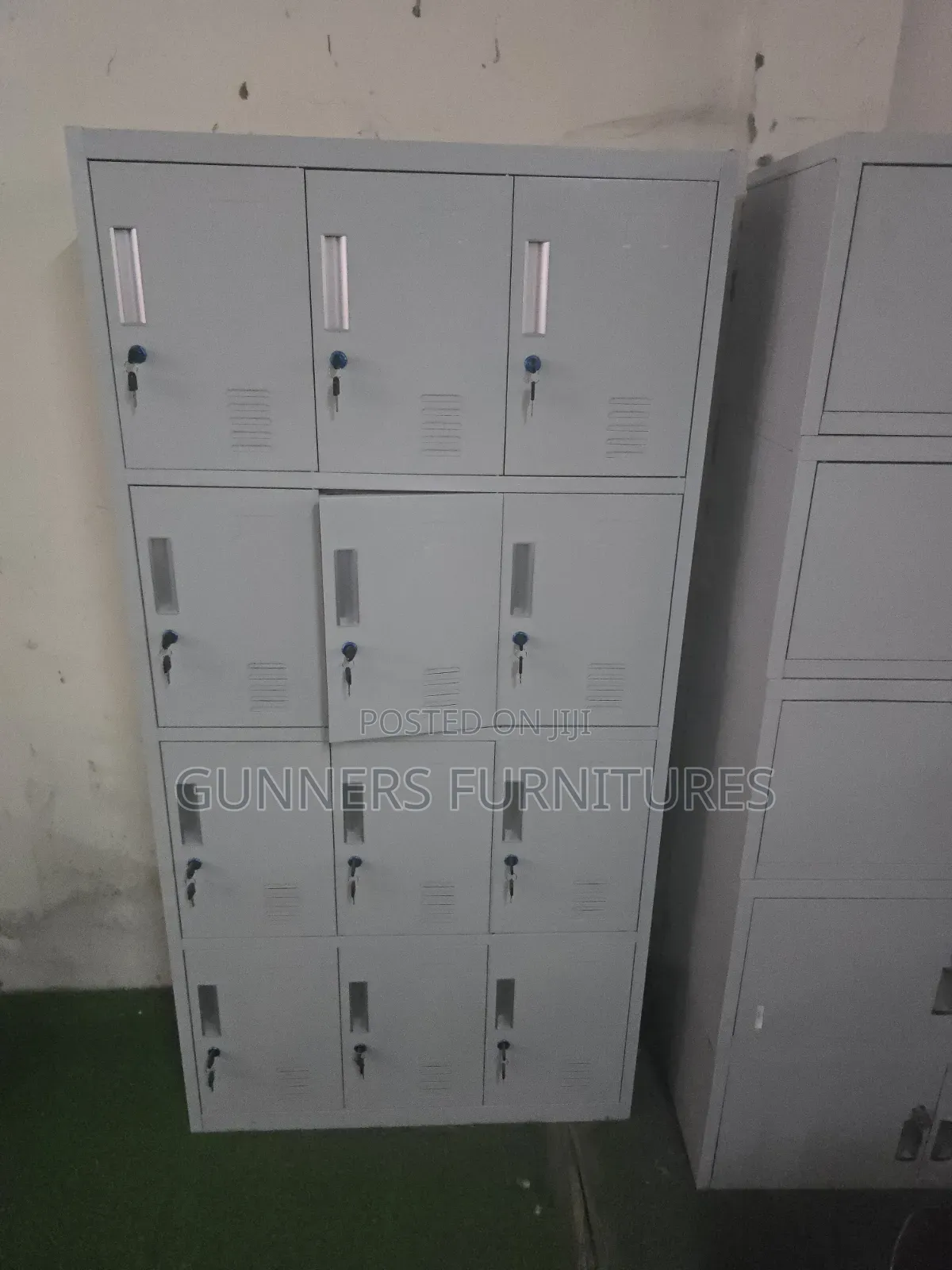 Modern 12 Lockers Steel Filing Cabinet