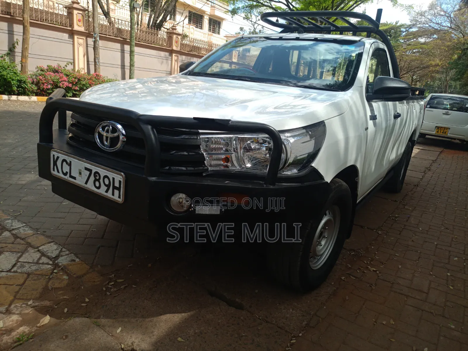 Toyota Hilux 2017 White