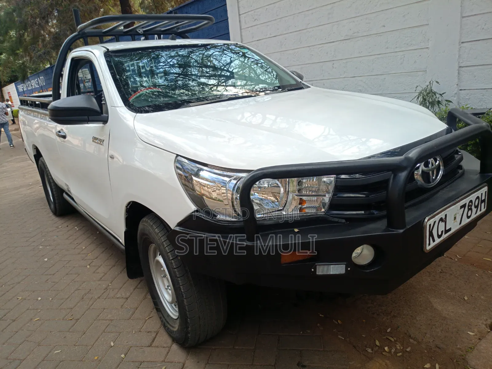 Toyota Hilux 2017 White