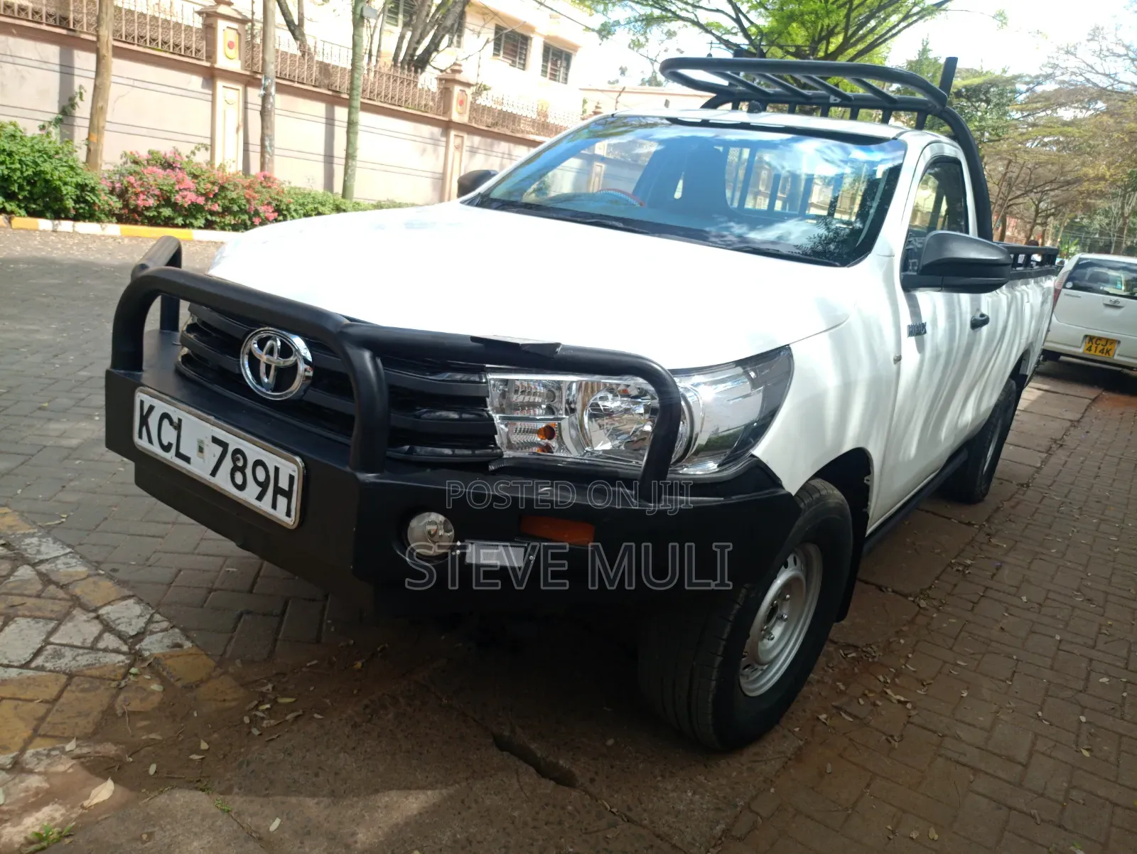 Toyota Hilux 2017 White