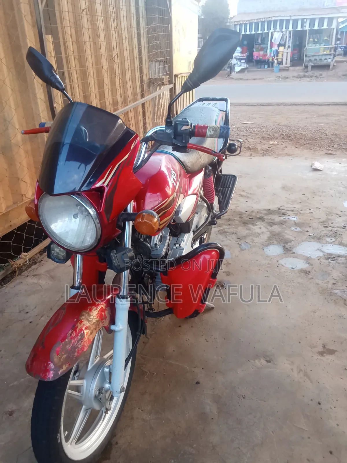 TVS HLX Plus ES 2021 Red
