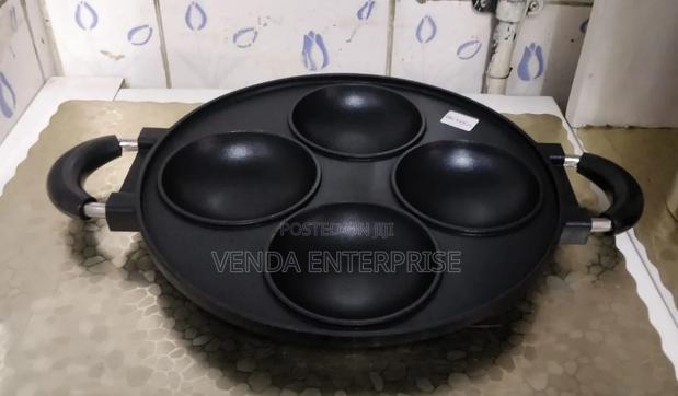 4 Holes Heavy Die Cast Vitumbua Pan