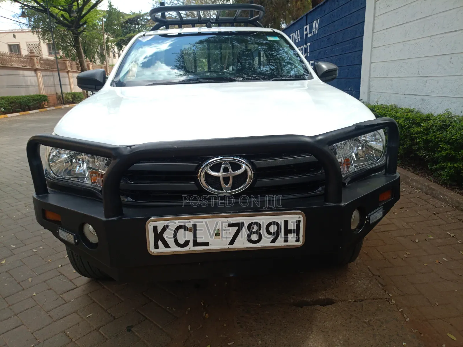 Toyota Hilux 2017 White