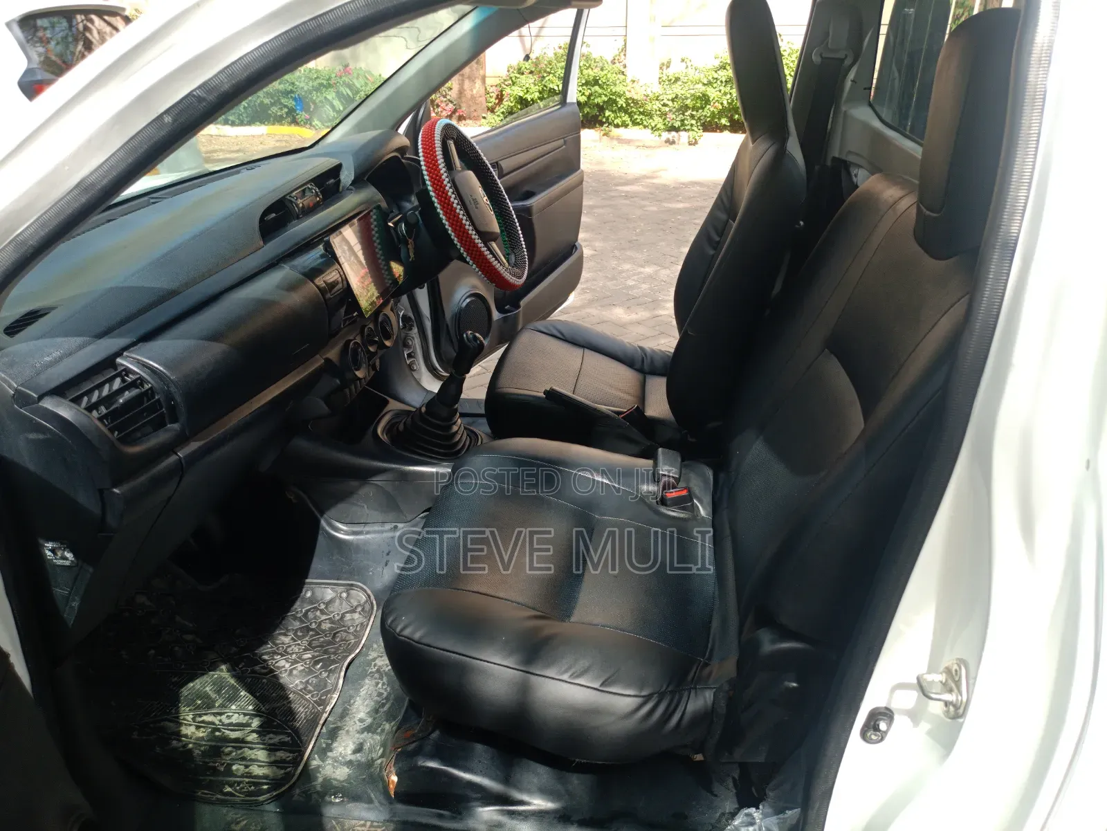 Toyota Hilux 2017 White