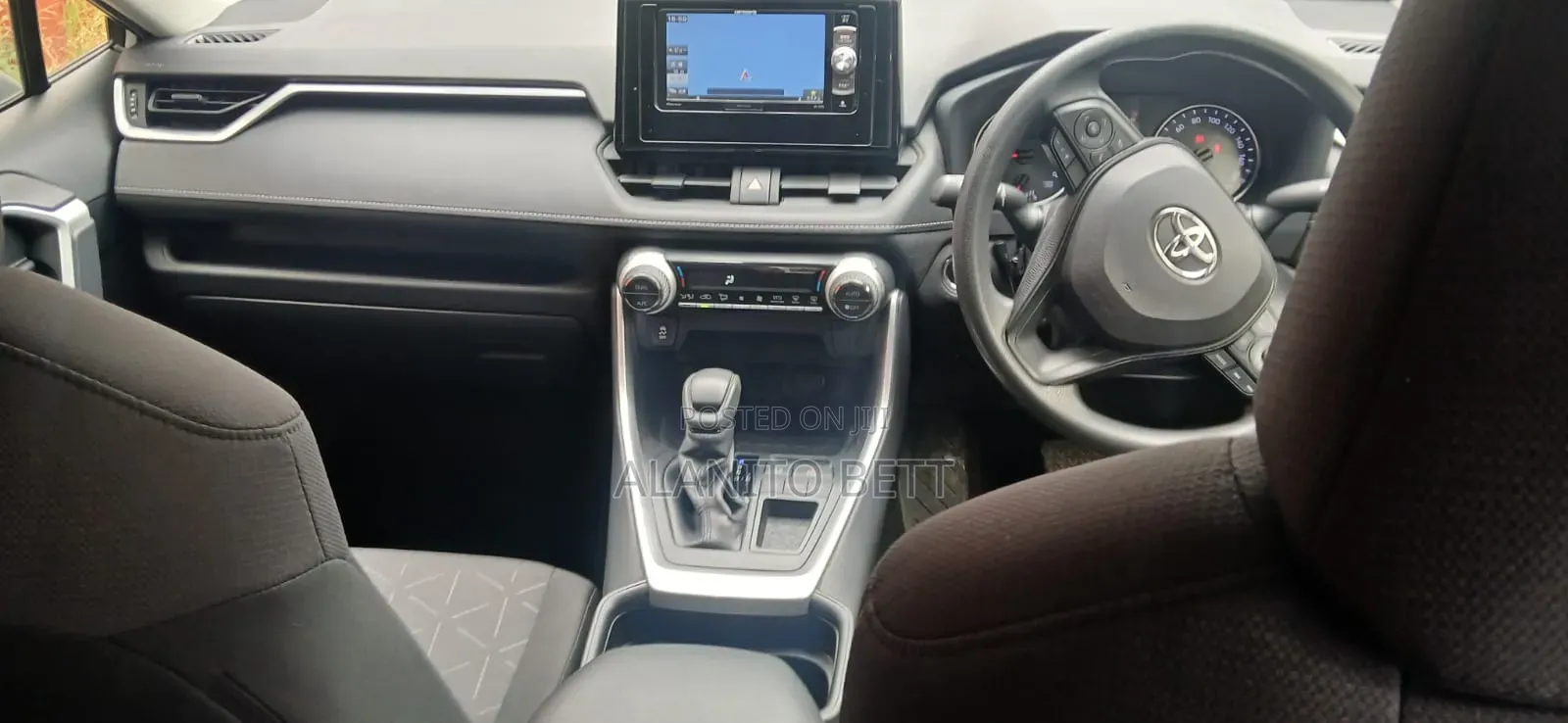 Toyota RAV4 2019 Silver