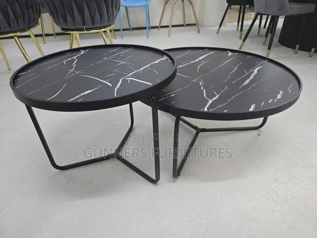 Round Nesting Coffee Table