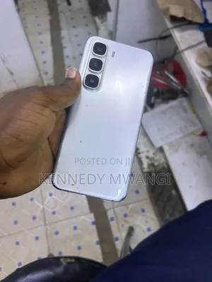 Infinix Hot 60 Pro+ 256 GB Gray