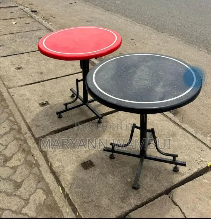 Hotel and Club Round Tables