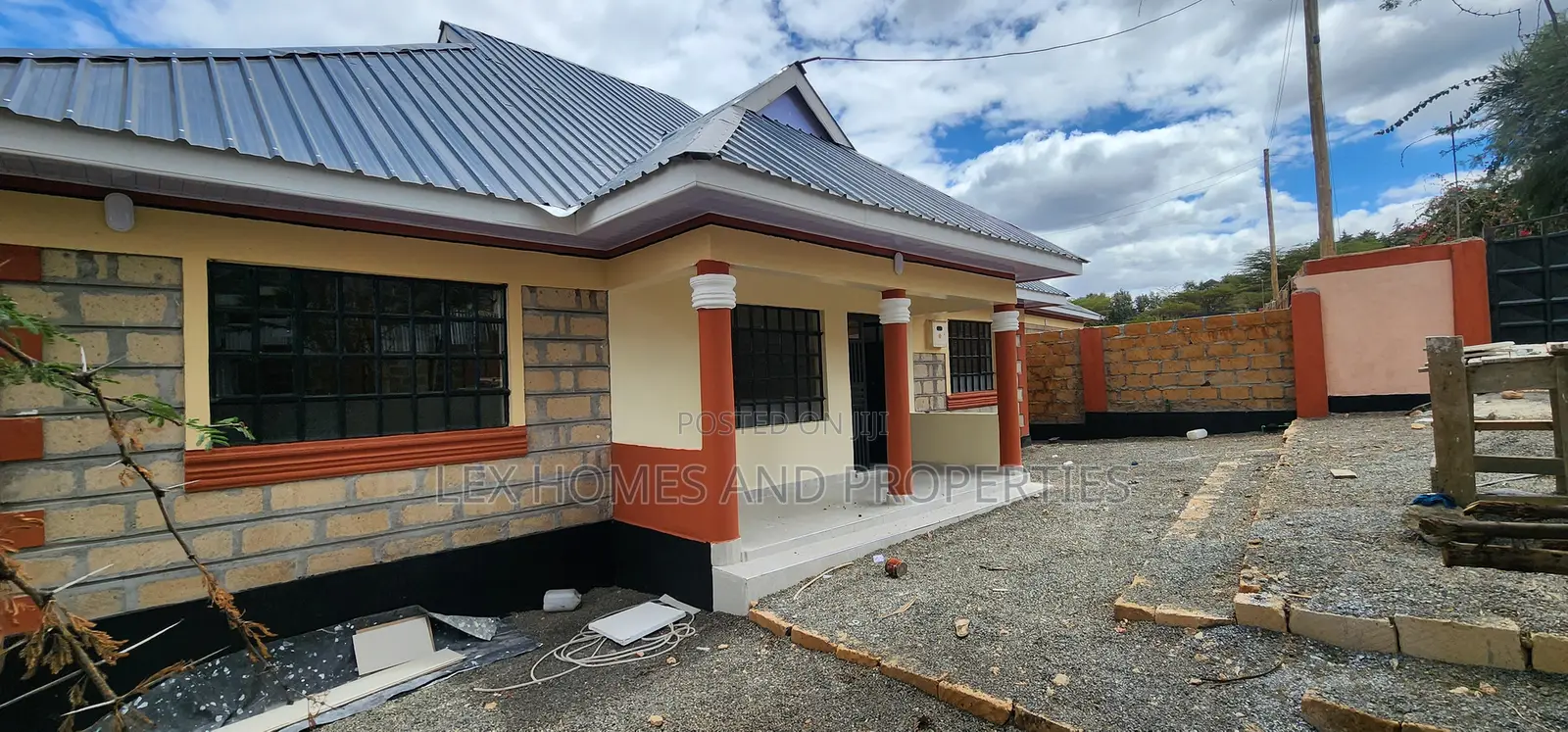 3bdrm Bungalow in Nkoroi for sale