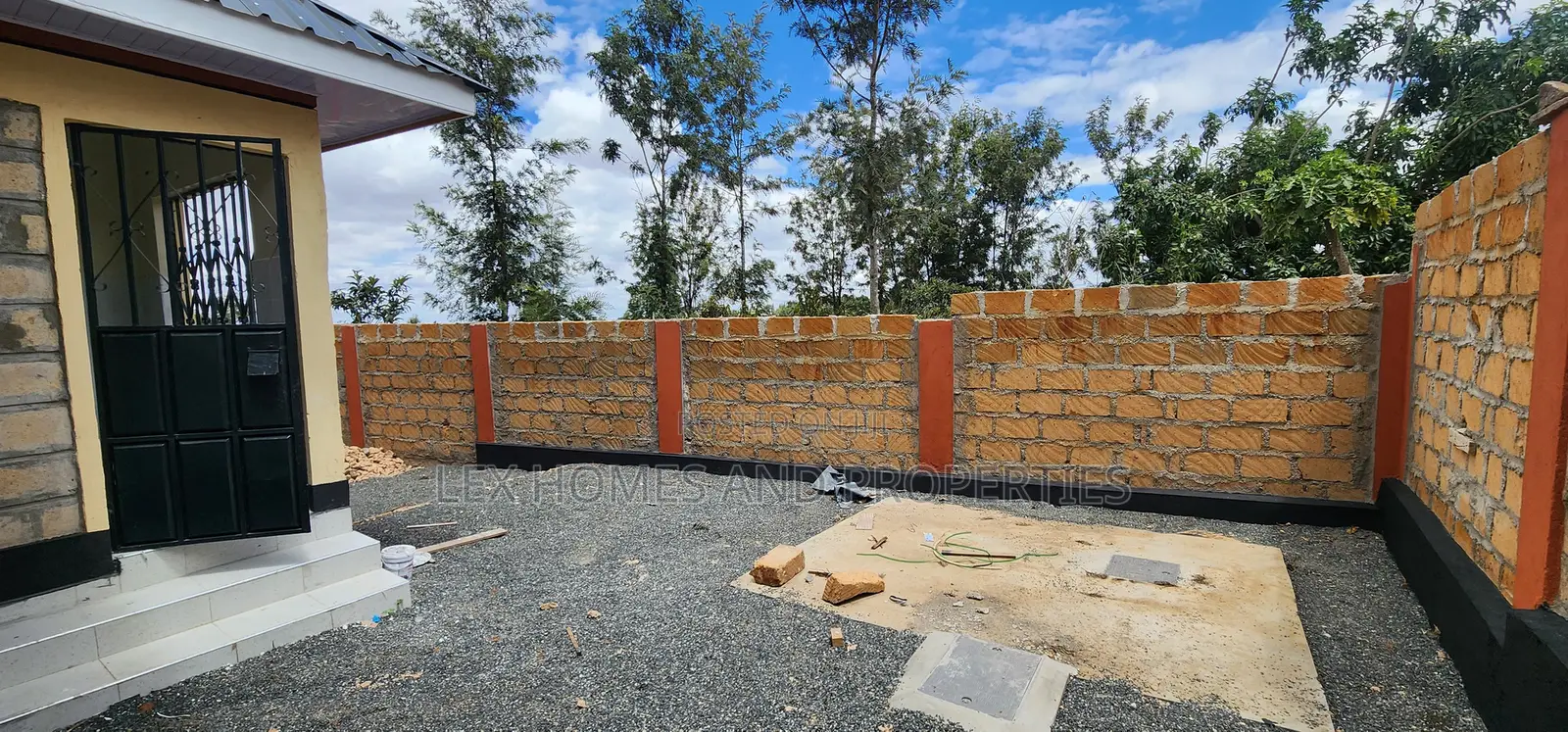 3bdrm Bungalow in Nkoroi for sale