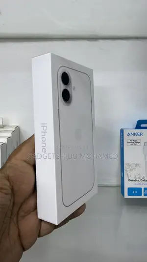 New Apple iPhone 17 256 GB White