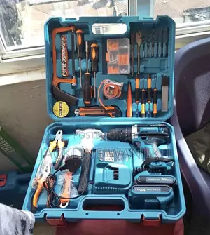 Makita Cordless 36volts Drill / Rechargeable Drill Makita 2 Batteries