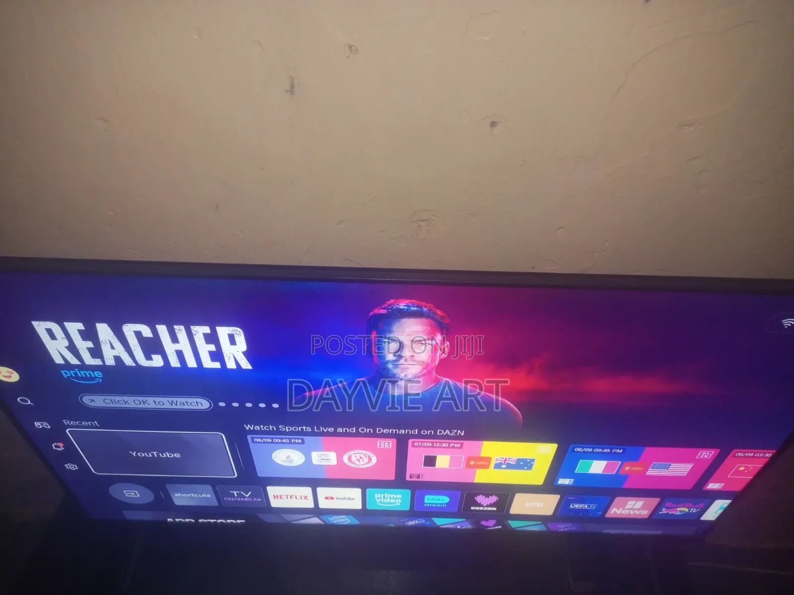 Hisense 43" Q6QKEN 4K UHD QLED Smart TV With VIDAA OS & Dolby Audio