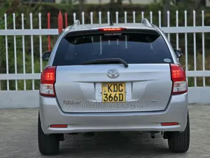 Toyota Corolla Fielder 2014 Silver