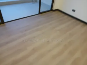 Luxury Vinyl Tile (BROWN)