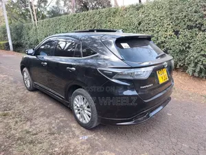 Toyota Harrier 2.0 4WD 2014 Black