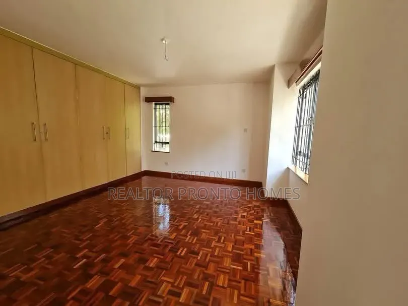 4bdrm Penthouse in Lavington, Valley Arcade for rent