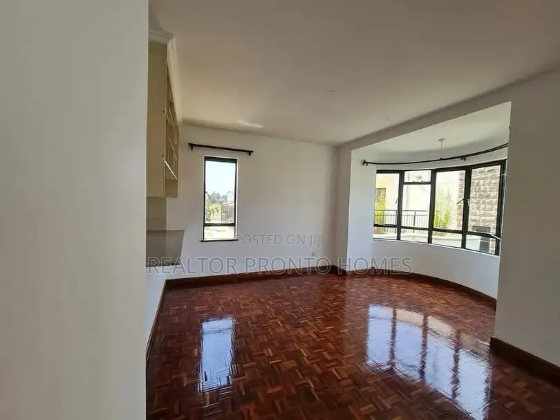 4bdrm Penthouse in Lavington, Valley Arcade for rent