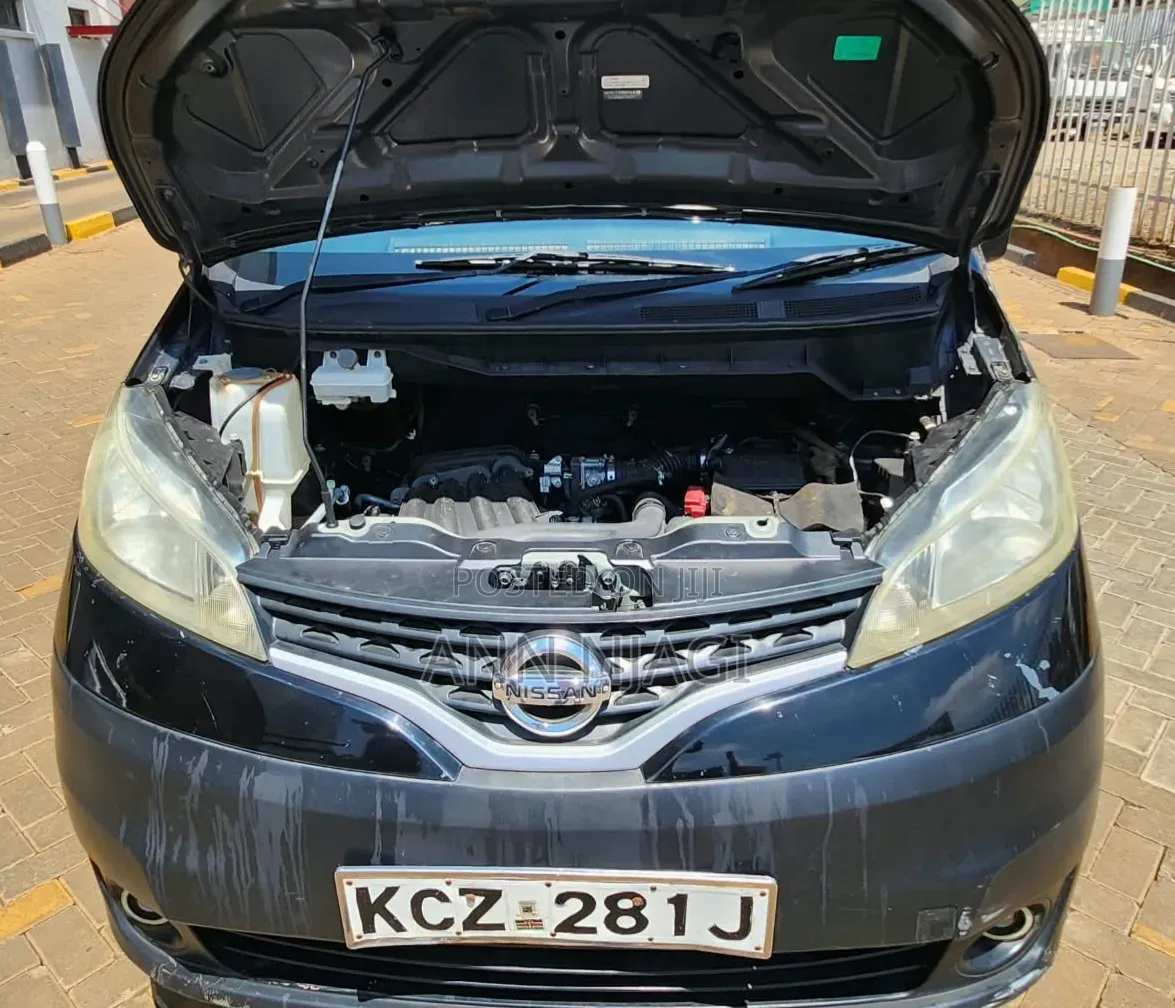 Nissan NV200 2013 Black