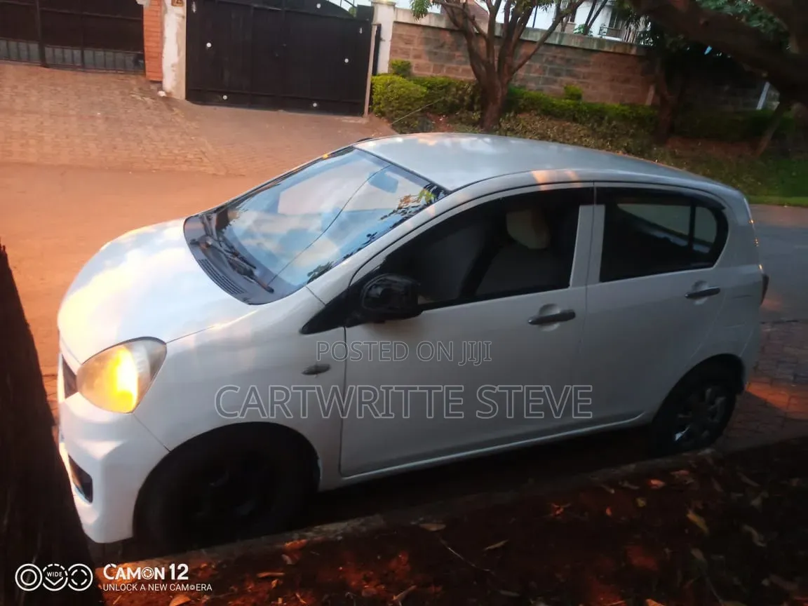 Daihatsu Mira 2014 White