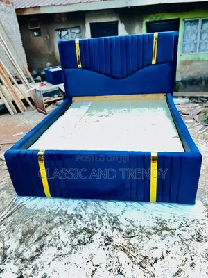 Pleated 5x6 Bed