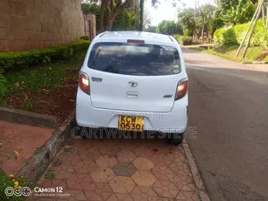 Toyota Pixis 2012 Blue